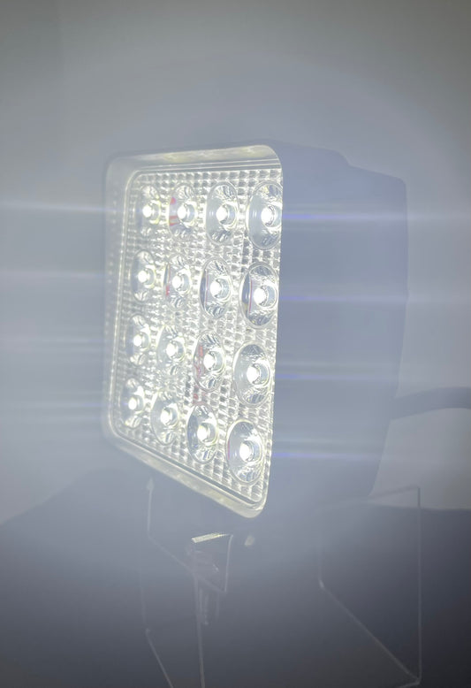 4x4 Off-Road HD Light With 5 Functions Including Strobe/Emergency Setting